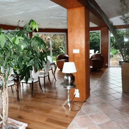 66111 Villa
